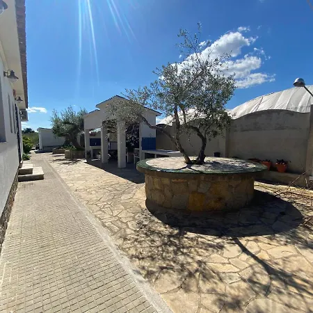 Mas Les Oliveres Villa *