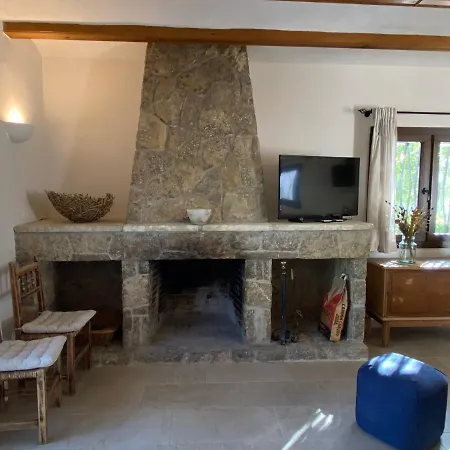 Mas Les Oliveres Villa *